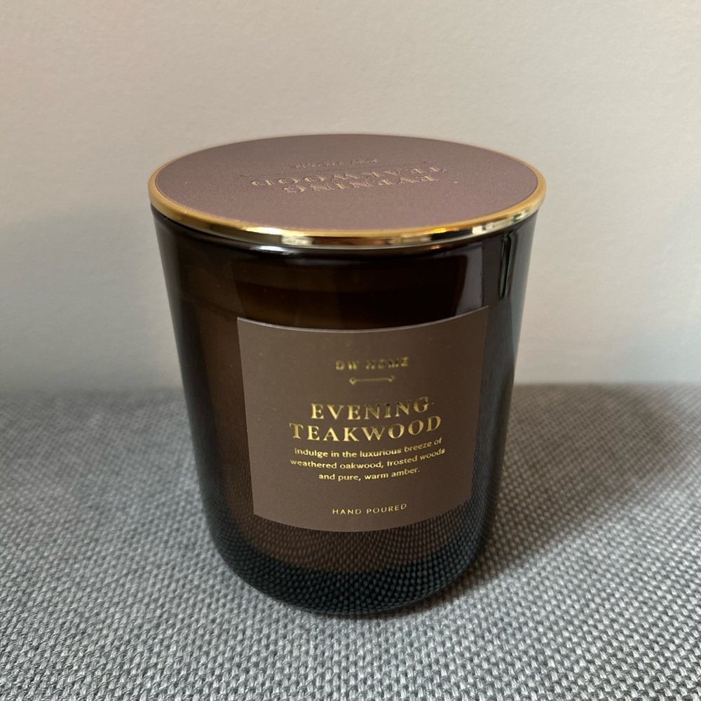 DW Home Evening Teakwood scented candle